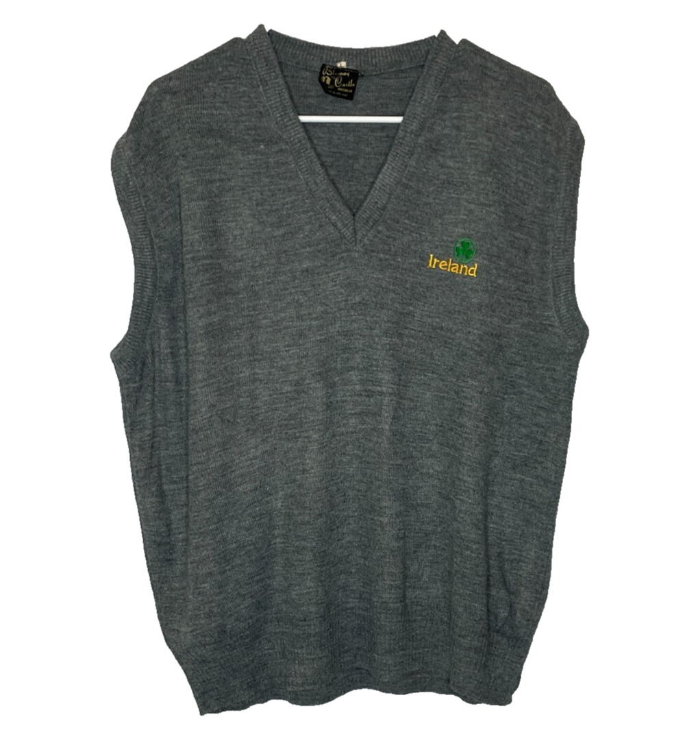 Men's Large Blarney Castle Ireland Gray Acrylic Embroidered V-Neck Sweater Vest